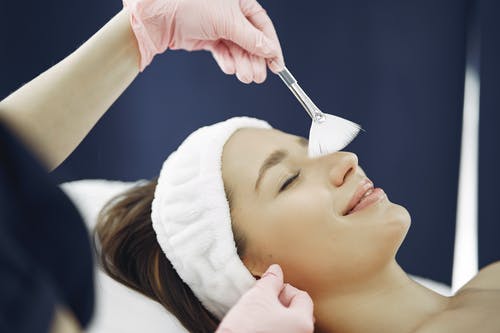  What Are the Advantages of Face Treatment?